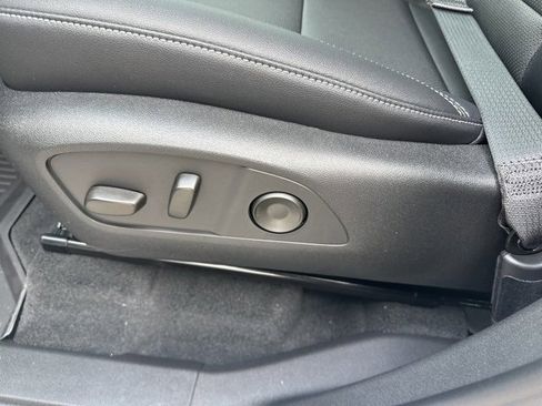 New 2026 Chevrolet Traverse LT w/ LPO, Floor Liner Package image 12