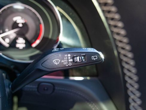 Used 2021 Bentley Bentayga Speed image 12