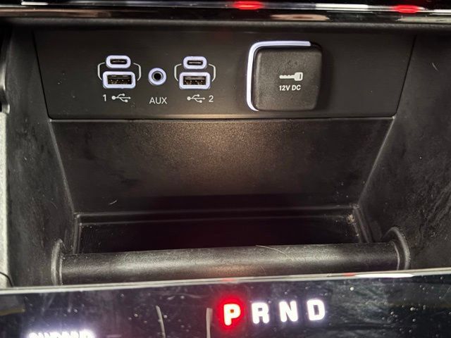 Used 2024 Jeep Grand Cherokee Limited w/ Black Appearance Package AWD/4WD image 34