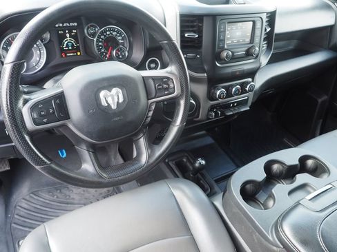 Used 2024 RAM 2500 Tradesman w/ Chrome Appearance Group image 10