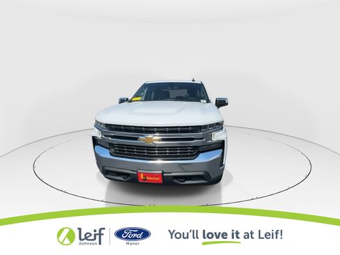 Used 2022 Chevrolet Silverado 1500 LT w/ Z71 Off-Road Package image 3