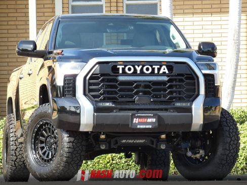 Used 2024 Toyota Tundra Limited w/ Power Package AWD/4WD image 3