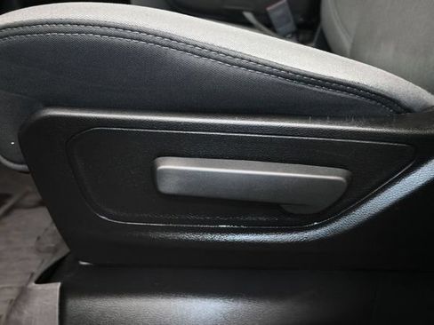 Used 2024 RAM 1500 Big Horn AWD/4WD image 7