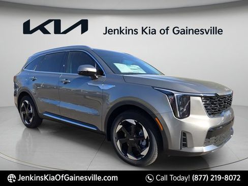 Used 2026 Kia Sorento EX w/ EX Premium Package FWD image 2