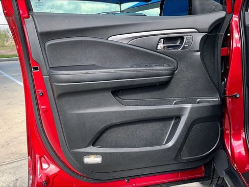 Used 2023 Honda Ridgeline RTL-E image 22