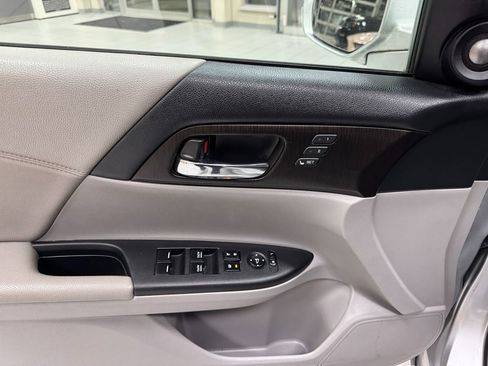 Used 2014 Honda Accord EX-L image 14