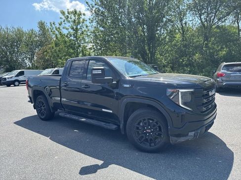 Used 2023 GMC Sierra 1500 Elevation w/ Preferred Package AWD/4WD image 1
