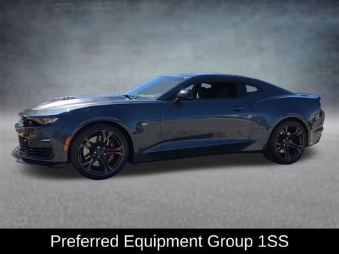 Used 2019 Chevrolet Camaro SS RWD image 7