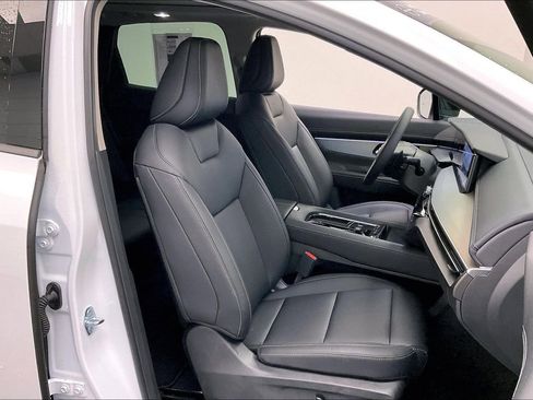 Certified 2025 Nissan Murano SL image 6