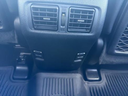 Used 2019 Toyota 4Runner Limited w/ Convenience Package AWD/4WD image 18