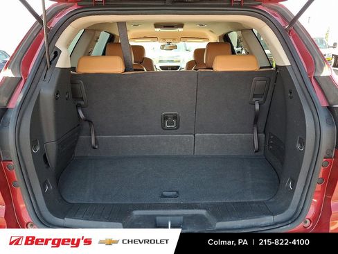 Used 2013 Chevrolet Traverse LT image 31