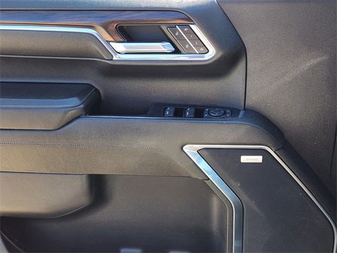 Certified 2023 GMC Sierra 1500 SLT image 23