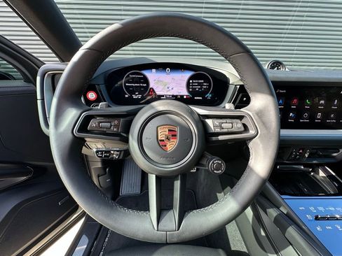 Used 2025 Porsche Cayenne S image 15