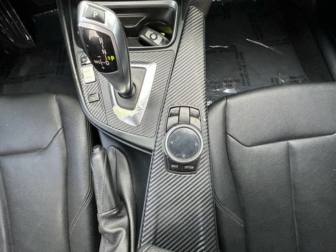 Used 2015 BMW 320i Sedan image 24