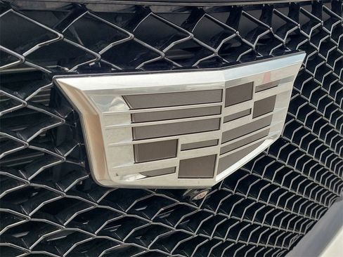 Used 2024 Cadillac Escalade Sport Platinum w/ LPO, ONYX Package image 9