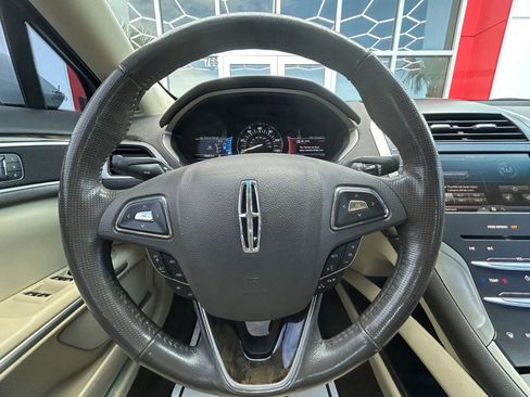 Used 2014 Lincoln MKZ Hybrid image 11