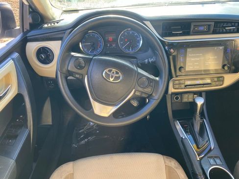 Used 2017 Toyota Corolla LE w/ LE Eco Premium Package image 9