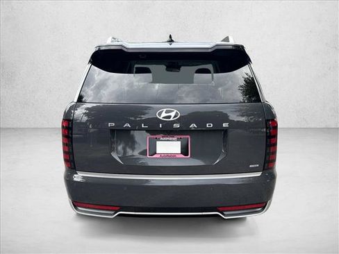 Certified 2026 Hyundai Palisade Calligraphy AWD/4WD image 8