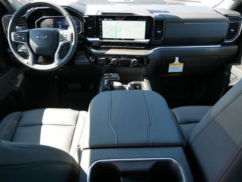 New 2025 Chevrolet Silverado 1500 LT Trail Boss w/ Convenience Package II AWD/4WD image 7