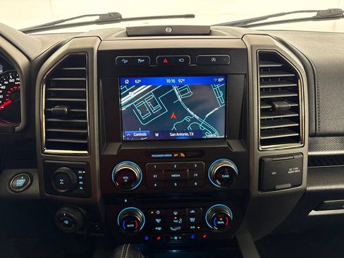 Used 2018 Ford F150 Raptor w/ Equipment Group 802A Luxury AWD/4WD image 14