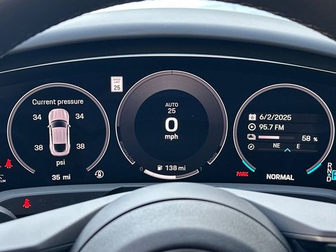 New 2025 Porsche Taycan image 25