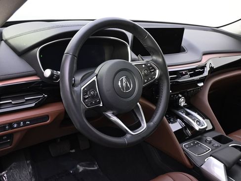Used 2023 Acura MDX SH-AWD w/ Technology Package image 9