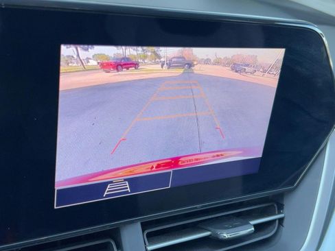 Certified 2024 Chevrolet Trax LS w/ LS Convenience Package image 25