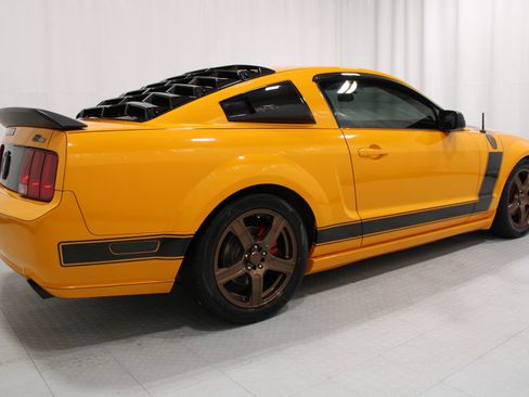 Used 2008 Ford Mustang GT RWD image 6