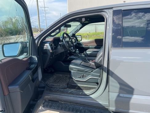 Used 2021 Ford F150 Lariat w/ Equipment Group 502A High image 6