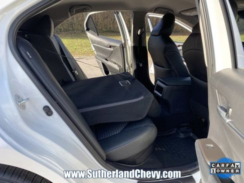 Used 2024 Toyota Camry SE image 35