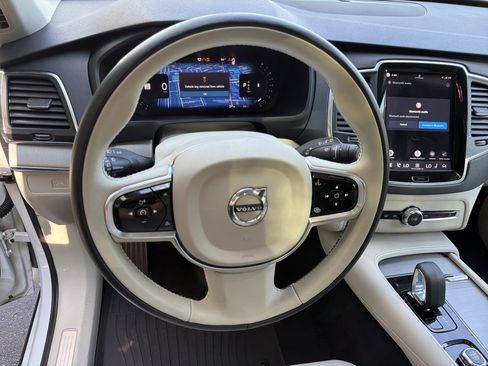 Certified 2023 Volvo XC90 B5 Core w/ Protection Package Premier AWD/4WD image 18