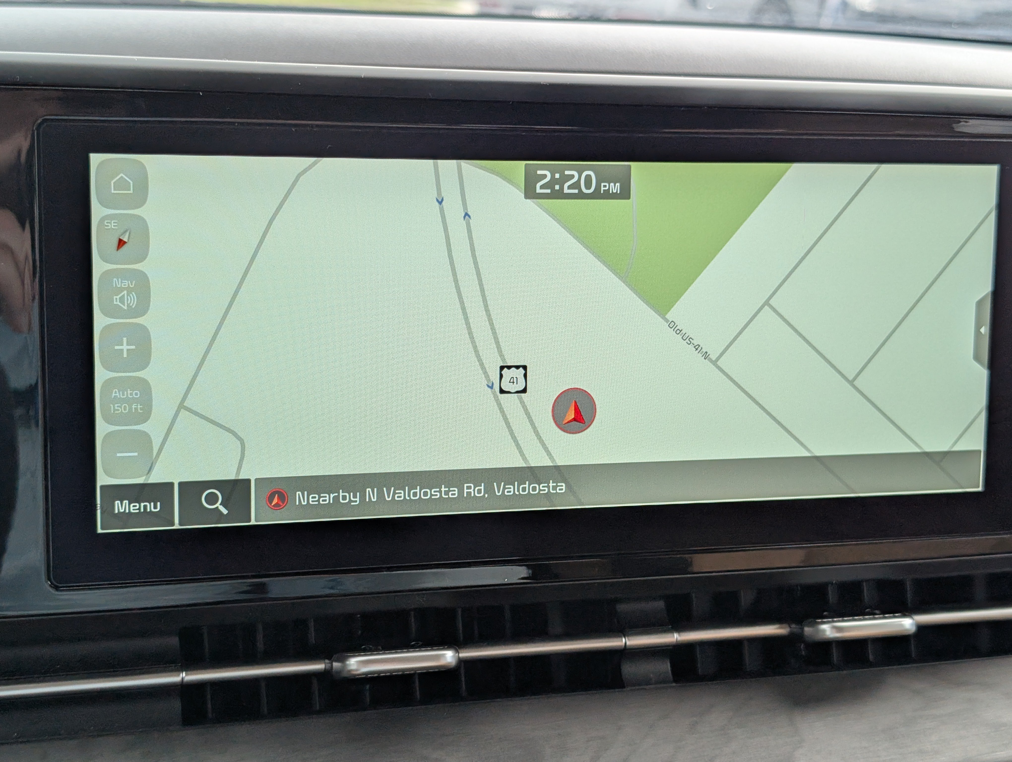 Used 2024 Kia Carnival EX FWD image 24