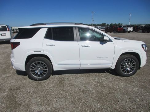 New 2026 GMC Terrain Denali AWD/4WD image 3