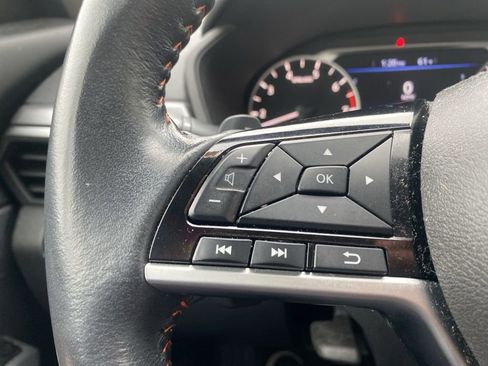 Used 2023 Nissan Altima 2.5 SR image 17