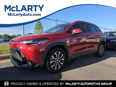 Used 2023 Toyota Corolla Cross SE w/ Moonroof Package