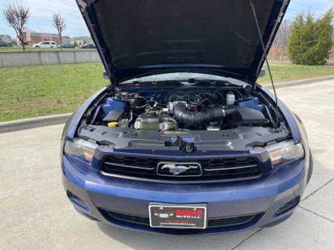 Used 2010 Ford Mustang Coupe RWD image 23