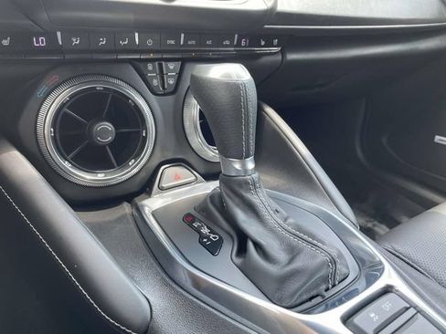 Used 2018 Chevrolet Camaro LT RWD image 25