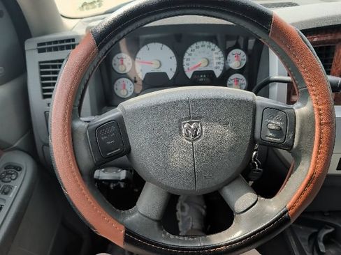 Used 2007 Dodge Ram 2500 Truck Laramie AWD/4WD image 11