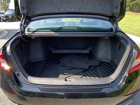 Used 2022 Honda Accord Sport image 12
