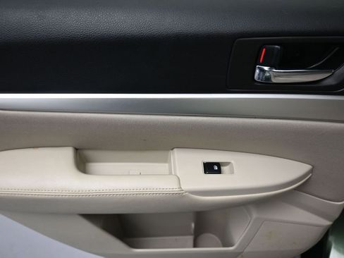 Used 2013 Subaru Outback 2.5i Premium image 29