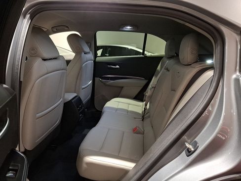 Certified 2023 Cadillac XT4 Luxury w/ Cold Weather Package FWD image 21