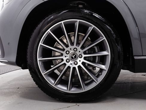Used 2025 Mercedes-Benz GLE 450e 4MATIC w/ AMG Line Exterior image 38