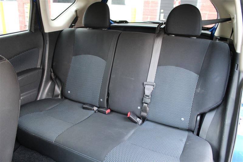 Used 2015 Nissan Versa Note SV FWD image 21