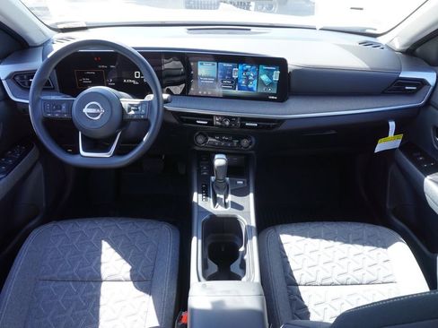 New 2026 Nissan Kicks SV image 11