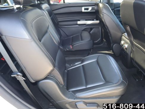 Used 2022 Ford Explorer XLT w/ Equipment Group 202A image 31