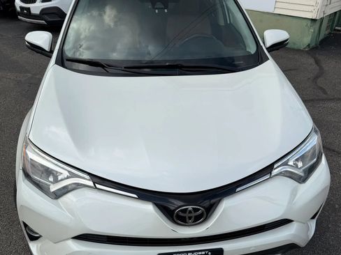 Used 2017 Toyota RAV4 Limited w/ Advanced Technology Package image 13