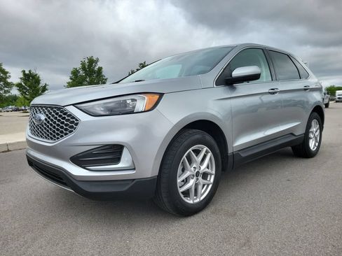 Certified 2023 Ford Edge SEL AWD/4WD image 2