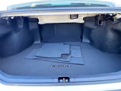 Used 2024 Toyota Camry SE image 23