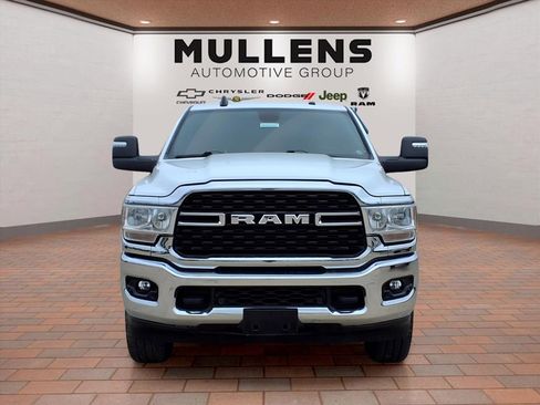 Used 2024 RAM 2500 Big Horn w/ Off Road Package AWD/4WD image 2