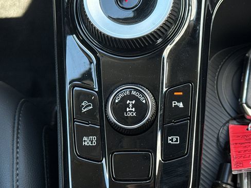 Used 2023 Kia Sportage EX AWD/4WD image 45
